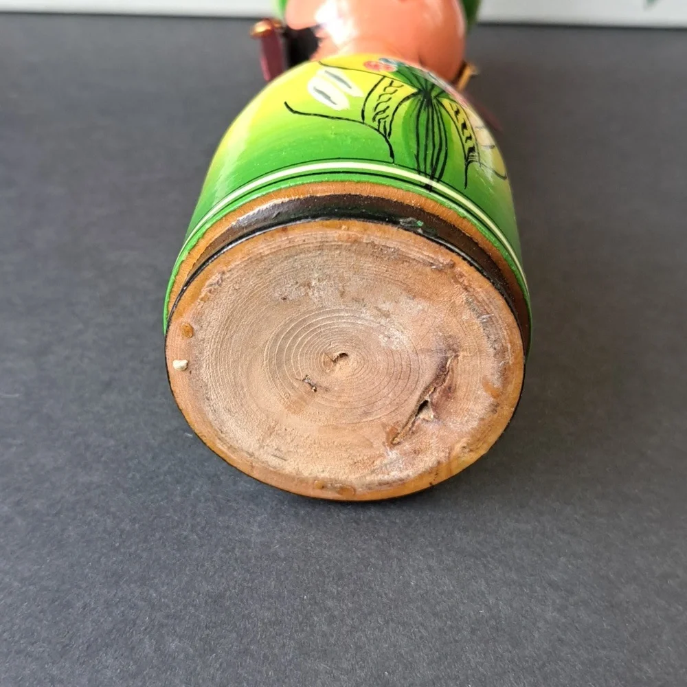 Vintage Handpainted Wooden Egyptian Peg Doll Figurine Folk Art Woman green eyes